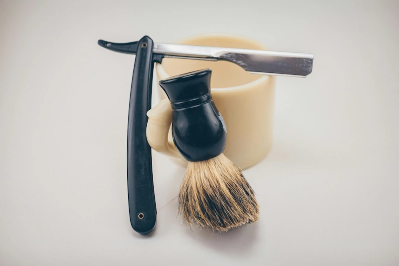 Close-up of a reusable razor designed for sustainable shaving